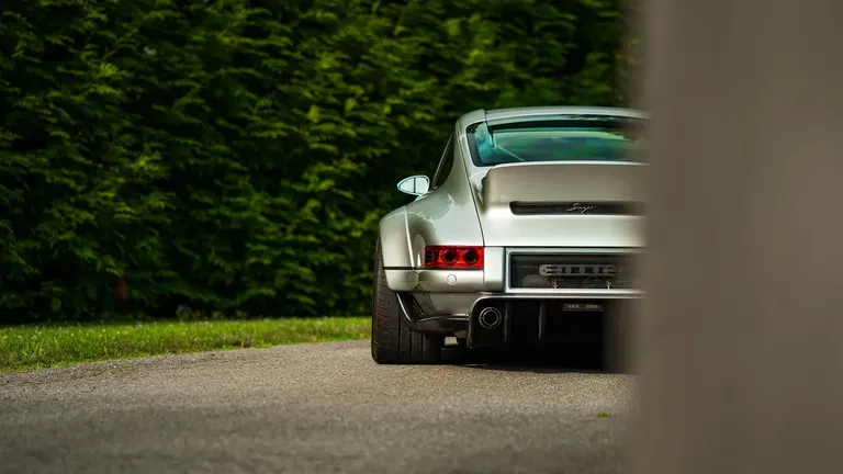 Porsche 911 Reimagined by Singer