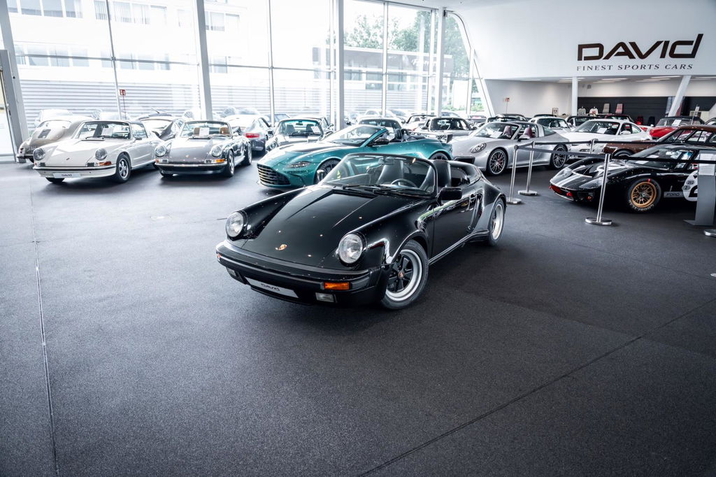 Porsche 911 Carrera 3.2 Speedster (US)