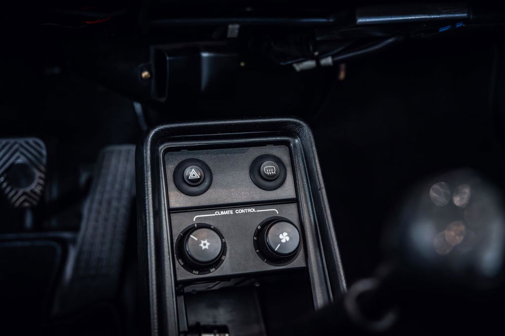 Porsche 911 Carrera 3.2 Speedster (US)