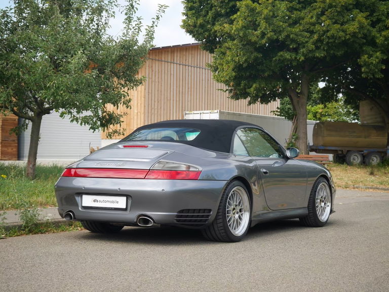 Porsche 996 Carrera 4S