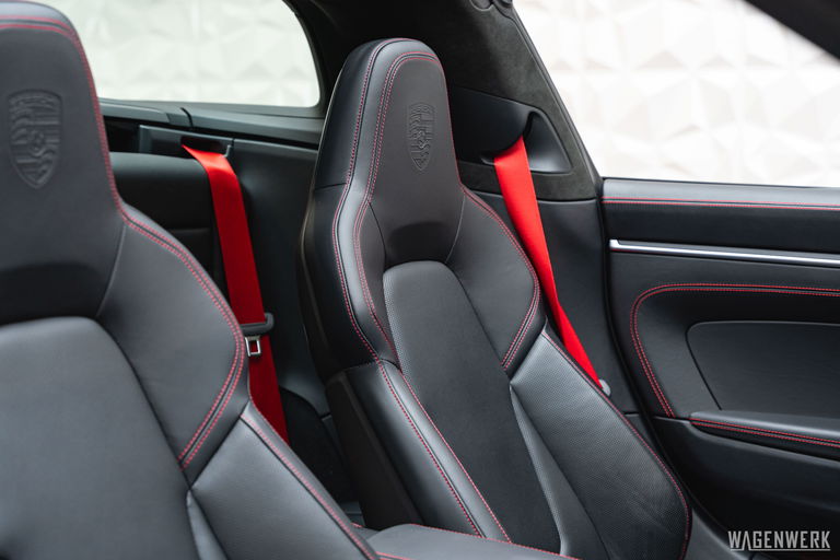 Porsche 992 Targa 4S