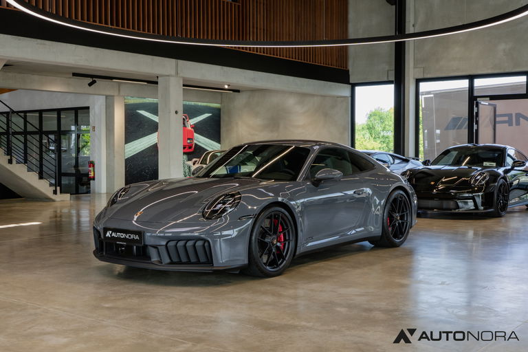 Porsche 992.2 Carrera 4 GTS