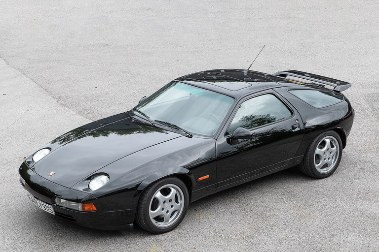 Porsche 928 GTS