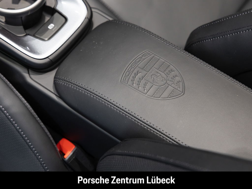 Porsche 992.2 Carrera T