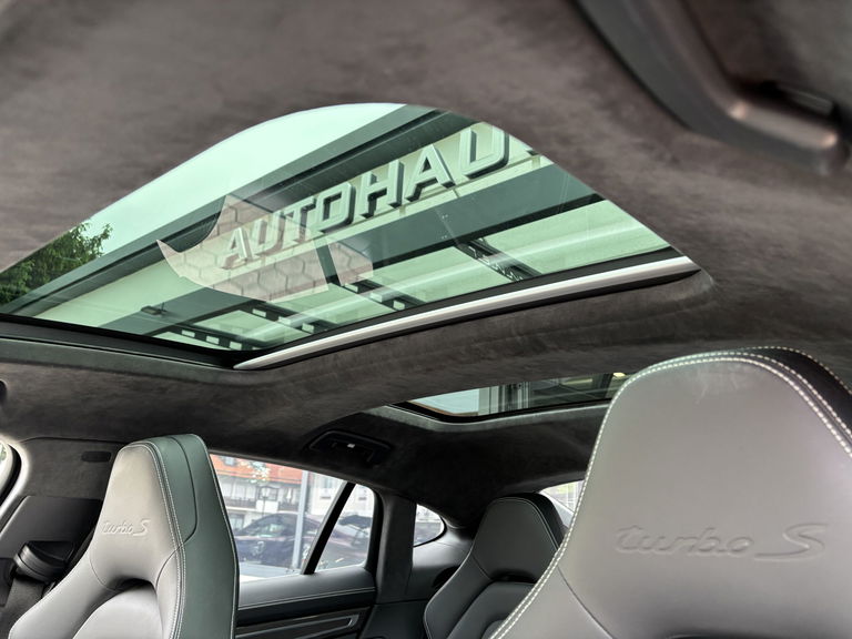 Porsche Panamera Turbo S