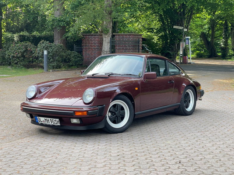 Porsche 911 Carrera 3.2