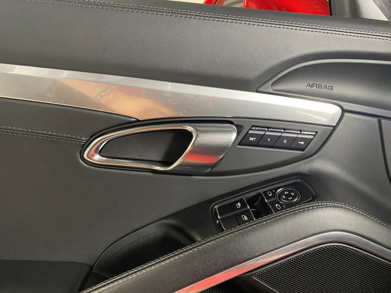 Porsche 718 Boxster S