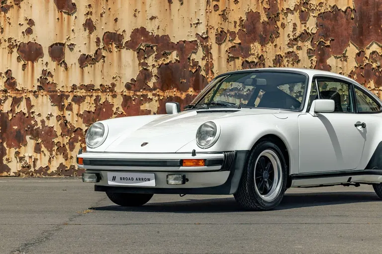 Porsche 911 Turbo 3.3