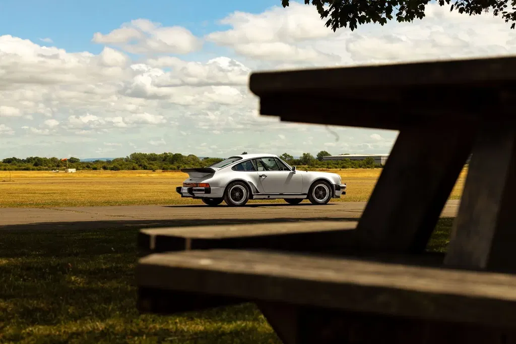 Porsche 911 Turbo 3.3