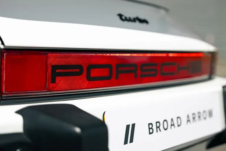 Porsche 911 Turbo 3.3