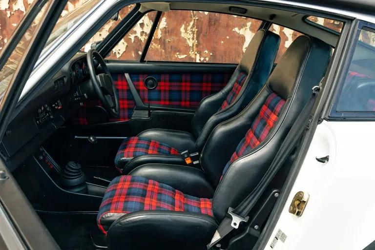 Porsche 911 Turbo 3.3