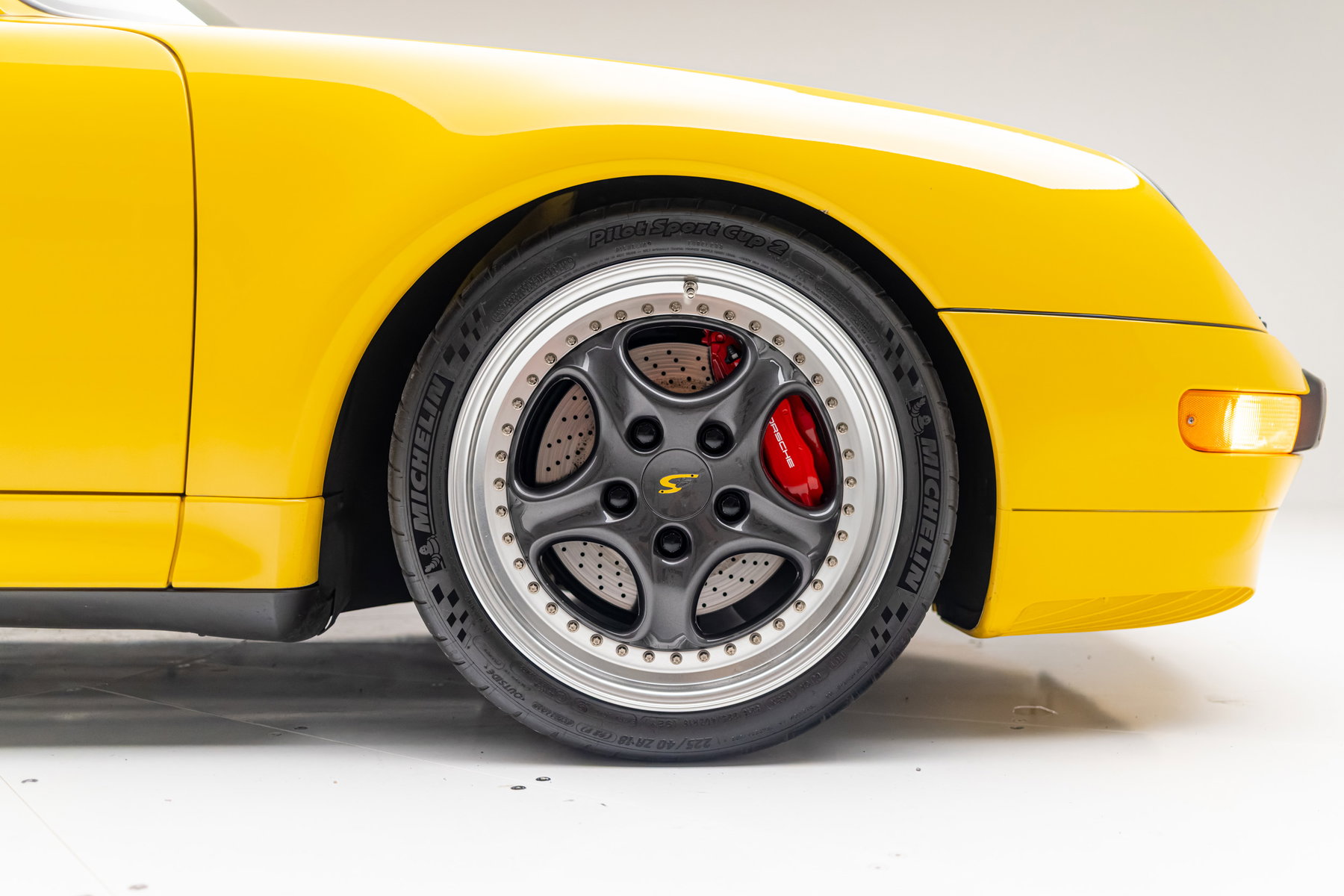 Porsche 993 Carrera 4S 1996 - elferspot.com - Marketplace for