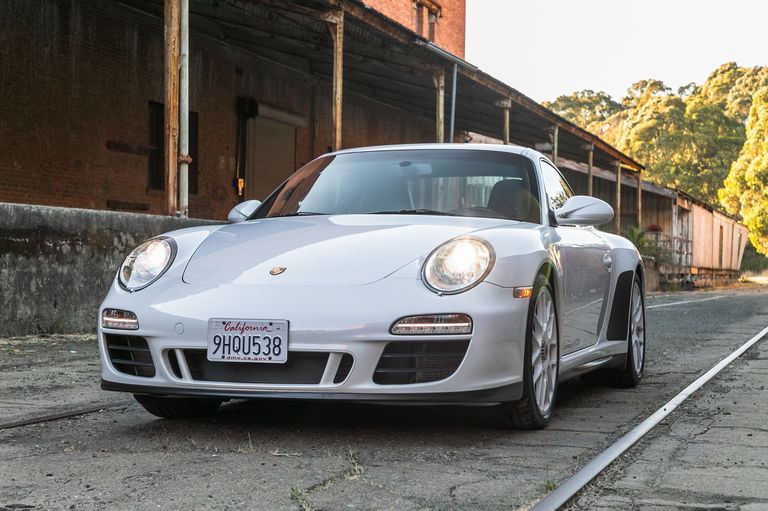 Porsche 997.2 Carrera GTS