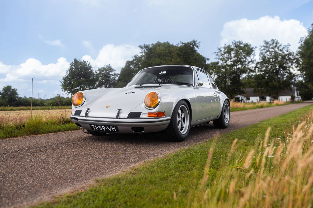 Porsche 911 Backdate
