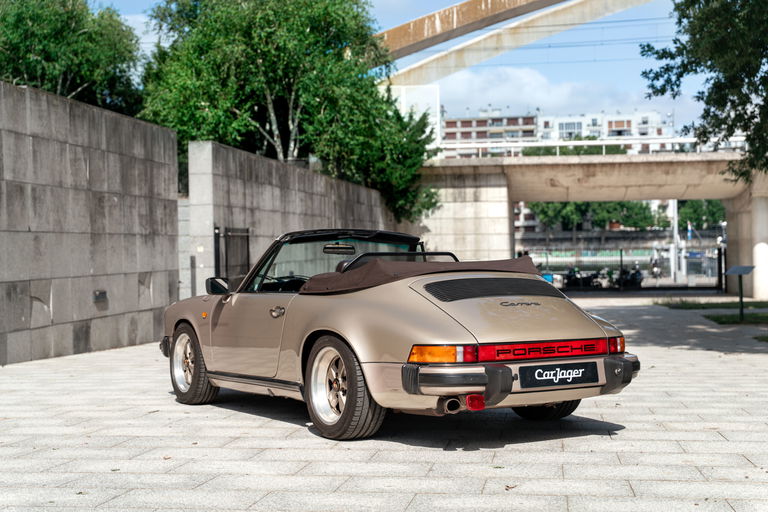 Porsche 911 Carrera 3.2