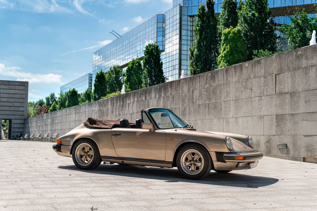Porsche 911 Carrera 3.2