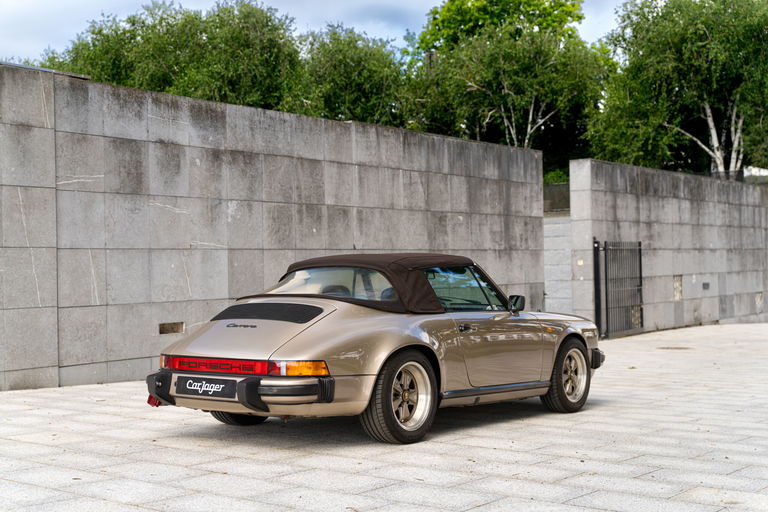 Porsche 911 Carrera 3.2