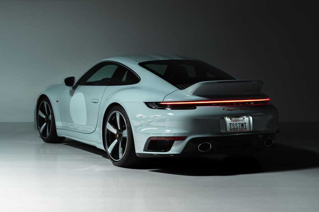 Porsche 992 Sport Classic