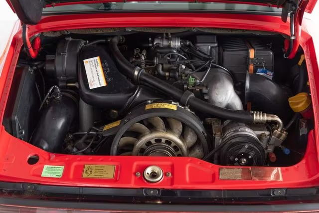 Porsche 964 Carrera 4