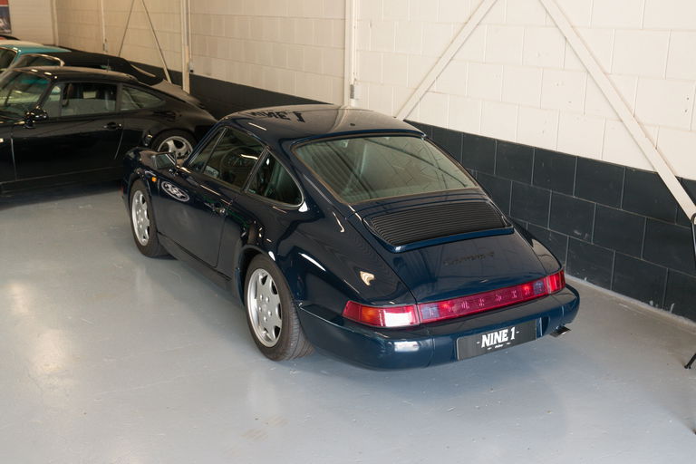 Porsche 964 Carrera 4