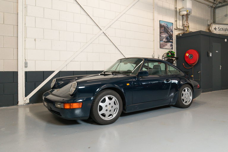 Porsche 964 Carrera 4