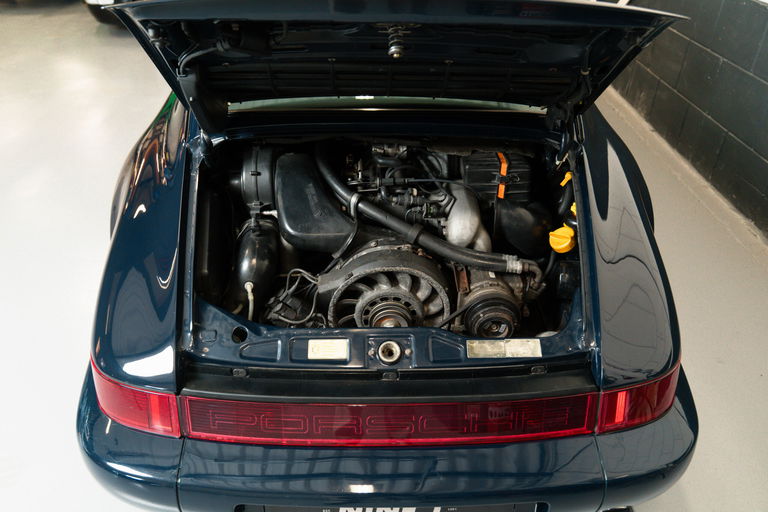 Porsche 964 Carrera 4