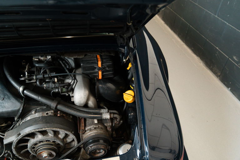 Porsche 964 Carrera 4