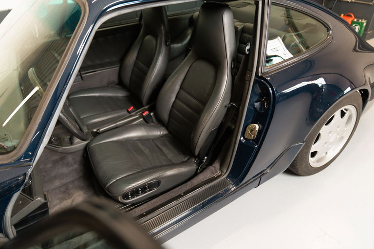 Porsche 964 Carrera 4