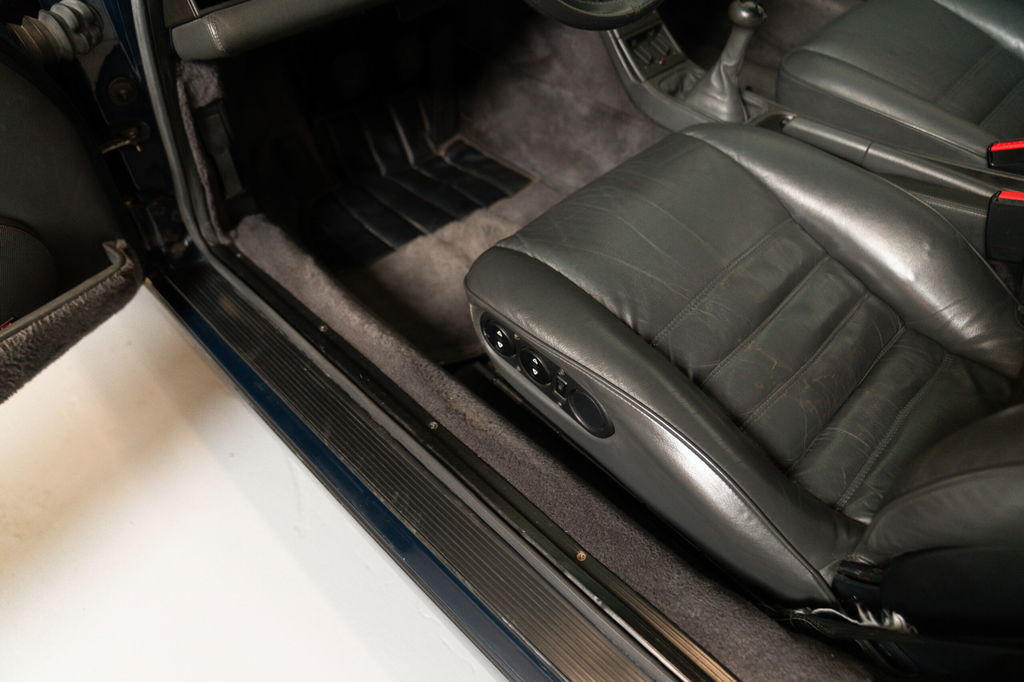 Porsche 964 Carrera 4