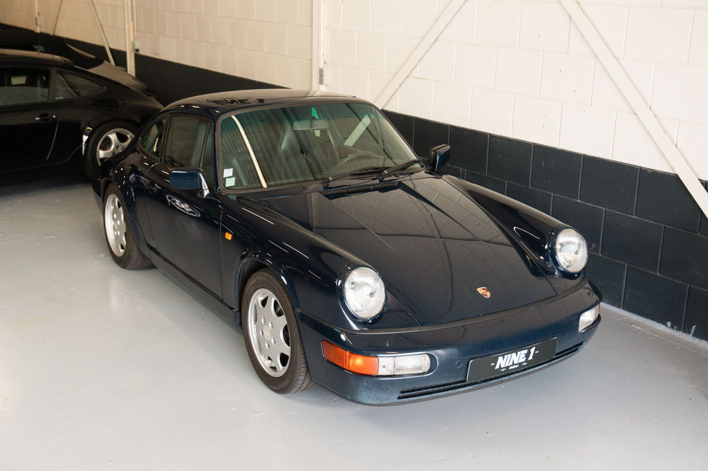 Porsche 964 Carrera 4