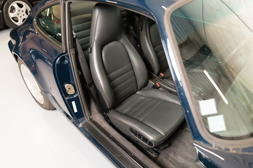 Porsche 964 Carrera 4