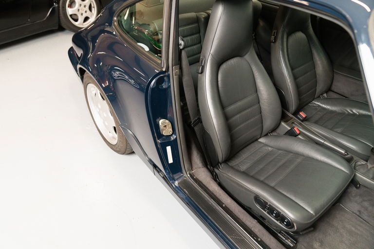 Porsche 964 Carrera 4
