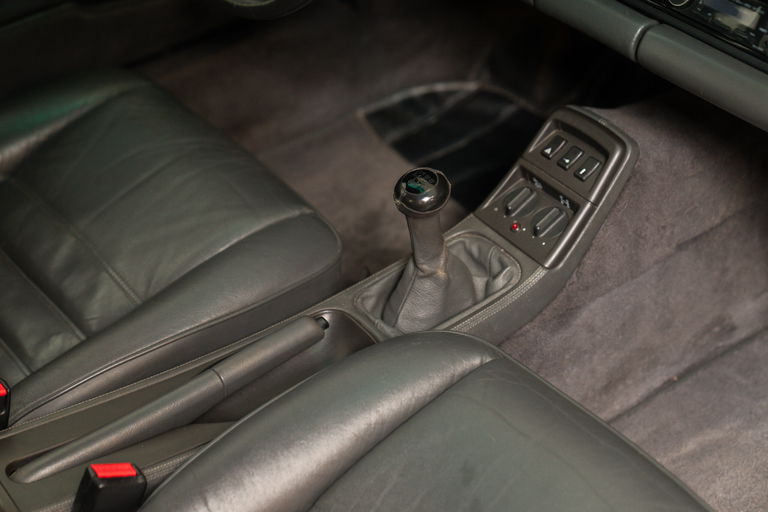 Porsche 964 Carrera 4