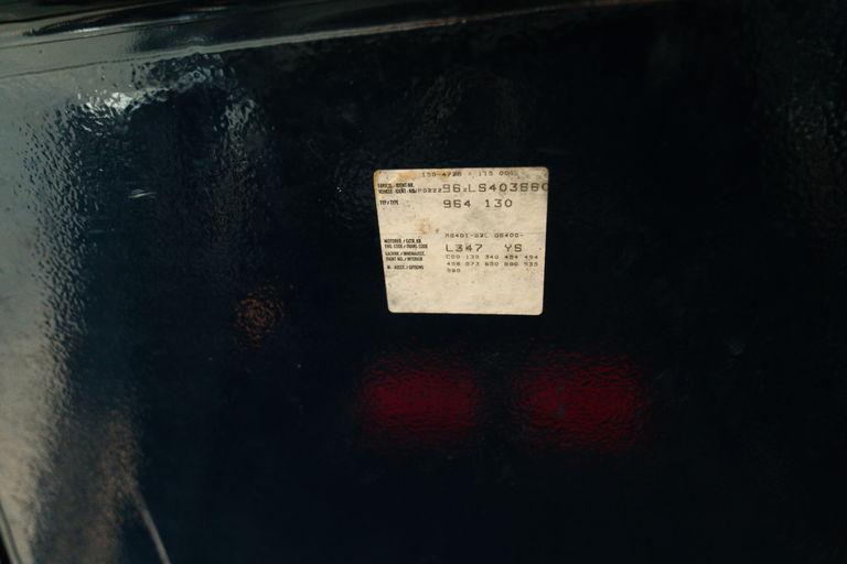 Porsche 964 Carrera 4