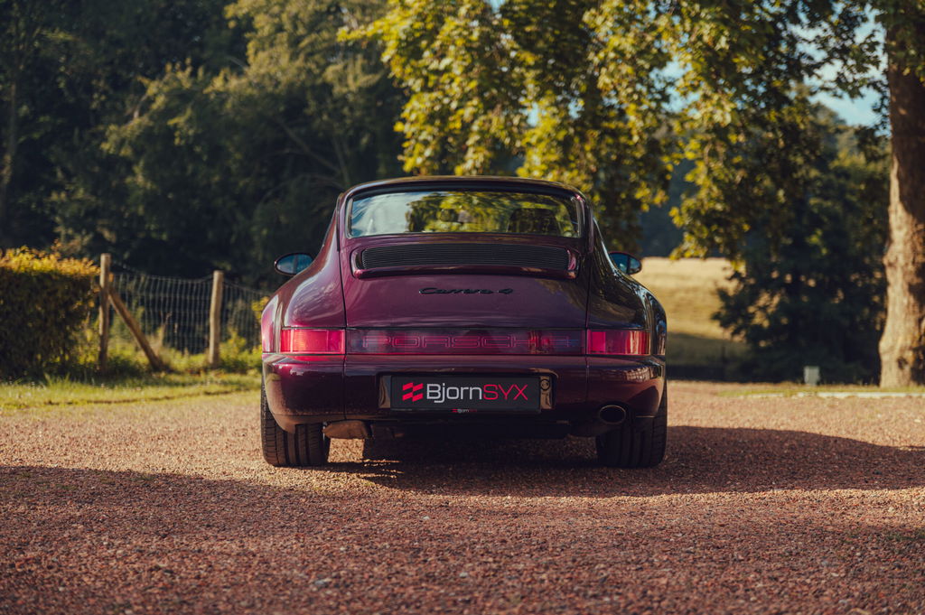 Porsche 964 Carrera 4