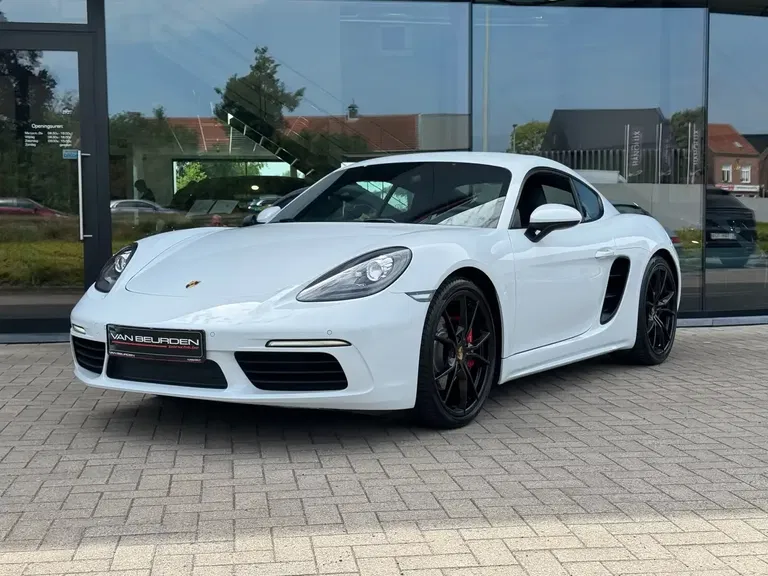 Porsche 718 Cayman