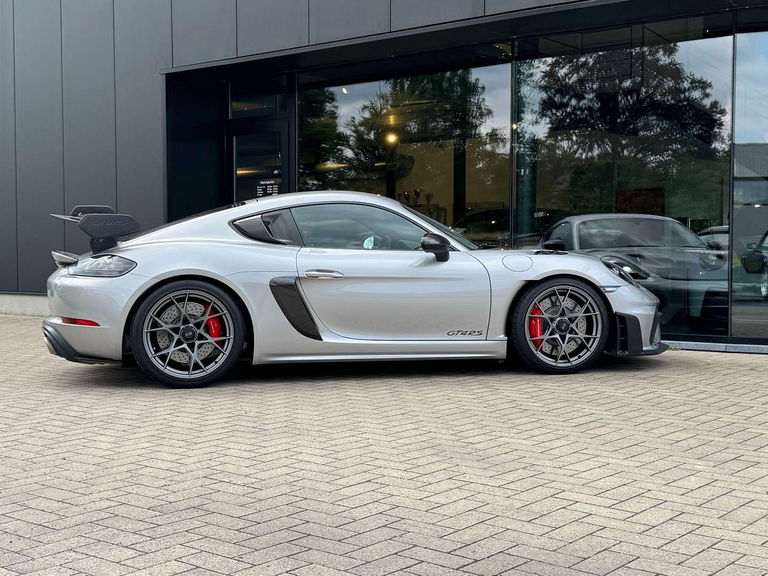 Porsche 718 Cayman GT4 RS