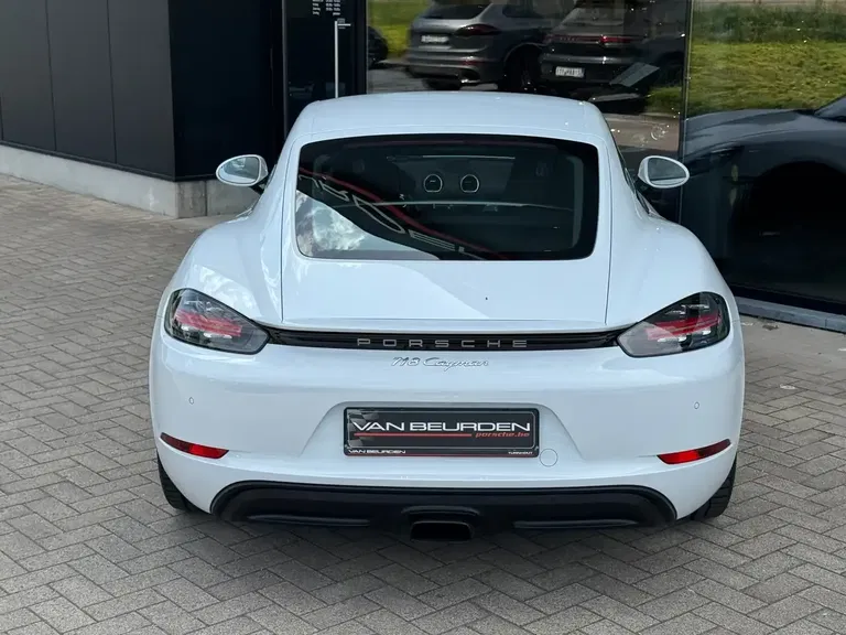 Porsche 718 Cayman