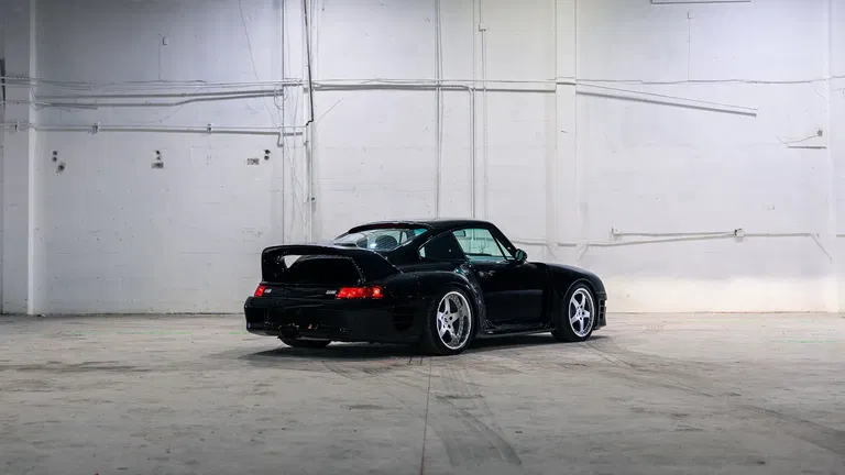 Porsche RUF CTR2