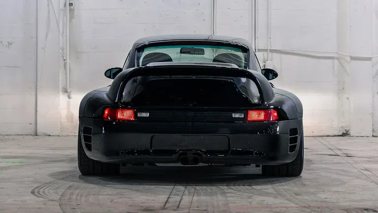 Porsche RUF CTR2