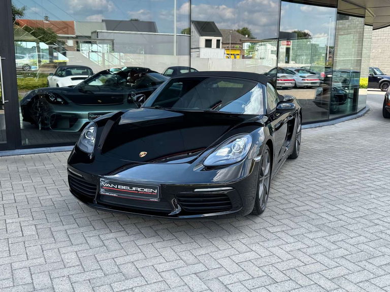 Porsche 718 Boxster