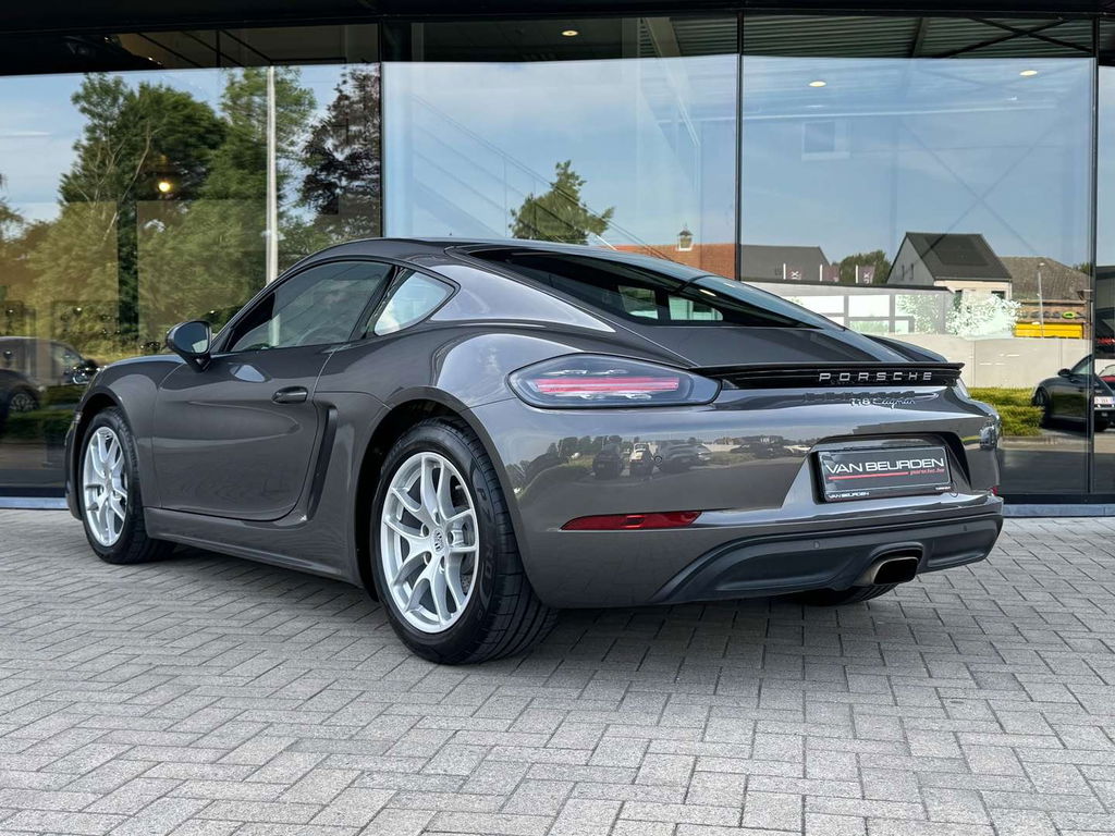 Porsche 718 Cayman