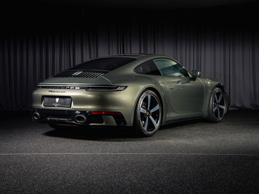 Porsche 992 Carrera 4S