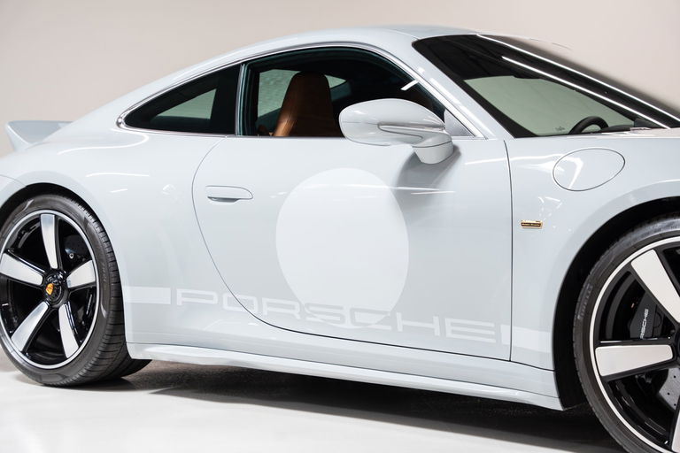 Porsche 992 Sport Classic