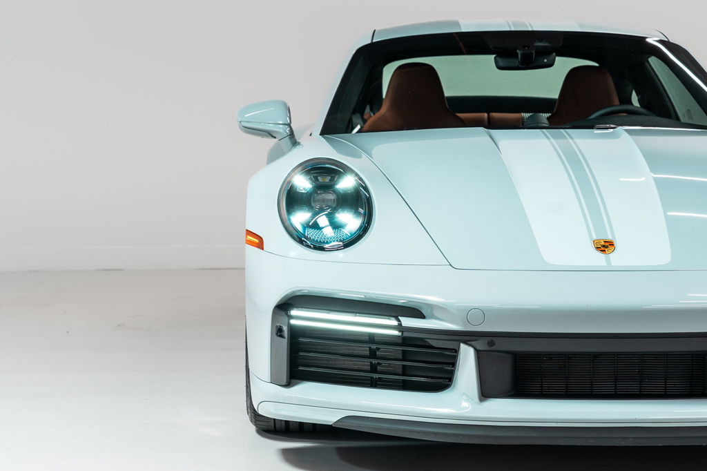 Porsche 992 Sport Classic