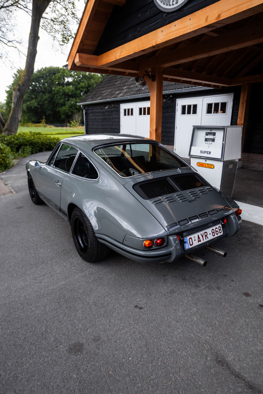 Porsche 911 Backdate