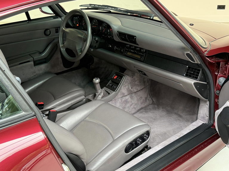 Porsche 993 Carrera 4S