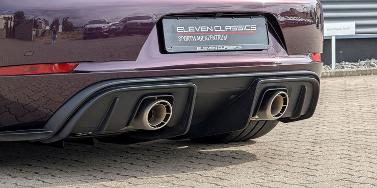 Porsche 718 Cayman GT4 RS