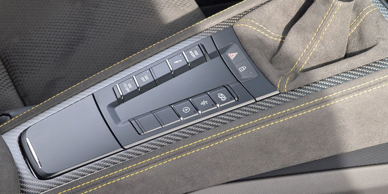 Porsche 718 Cayman GT4 RS