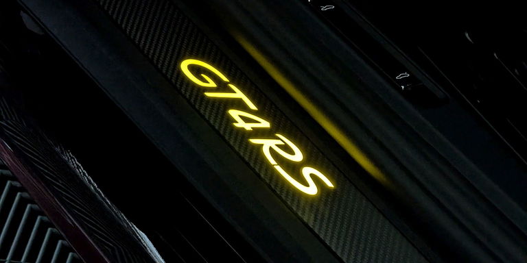 Porsche 718 Cayman GT4 RS